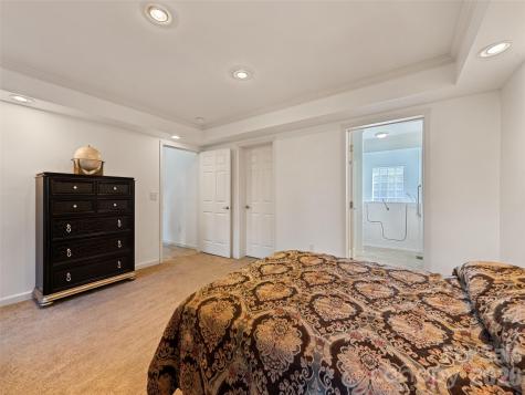 10 Enochs Way Fletcher NC 28732