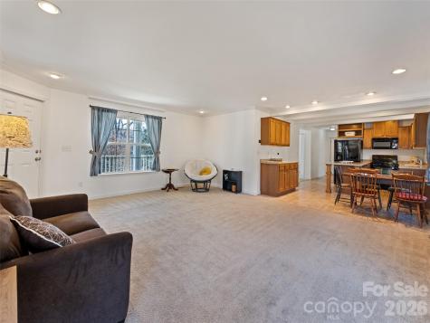 10 Enochs Way Fletcher NC 28732
