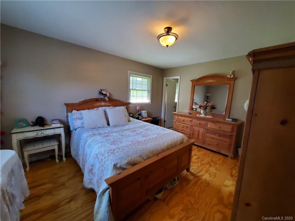 69 Pine Top Drive Marion NC 28752