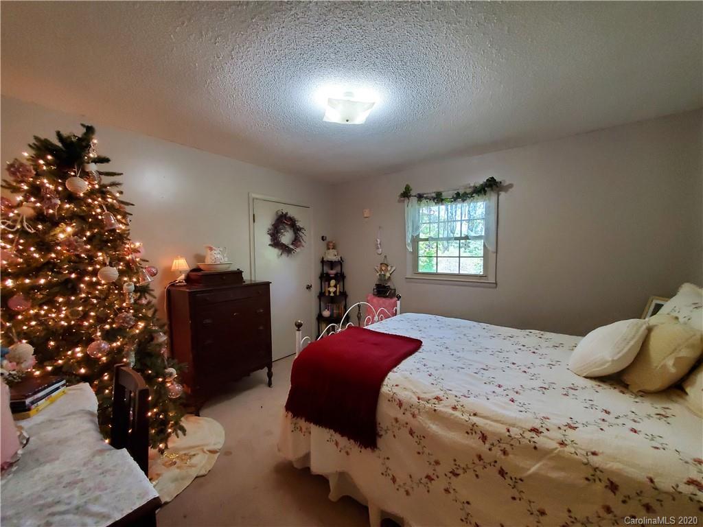 69 Pine Top Drive Marion NC 28752