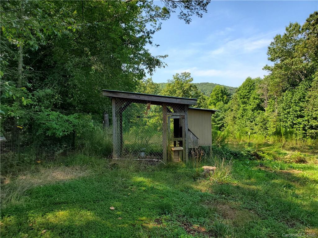69 Pine Top Drive Marion NC 28752