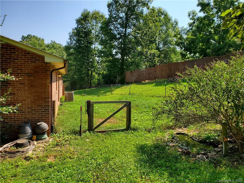 69 Pine Top Drive Marion NC 28752