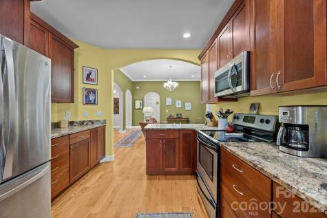 40 Mountain Shadows Drive Leicester NC 28748