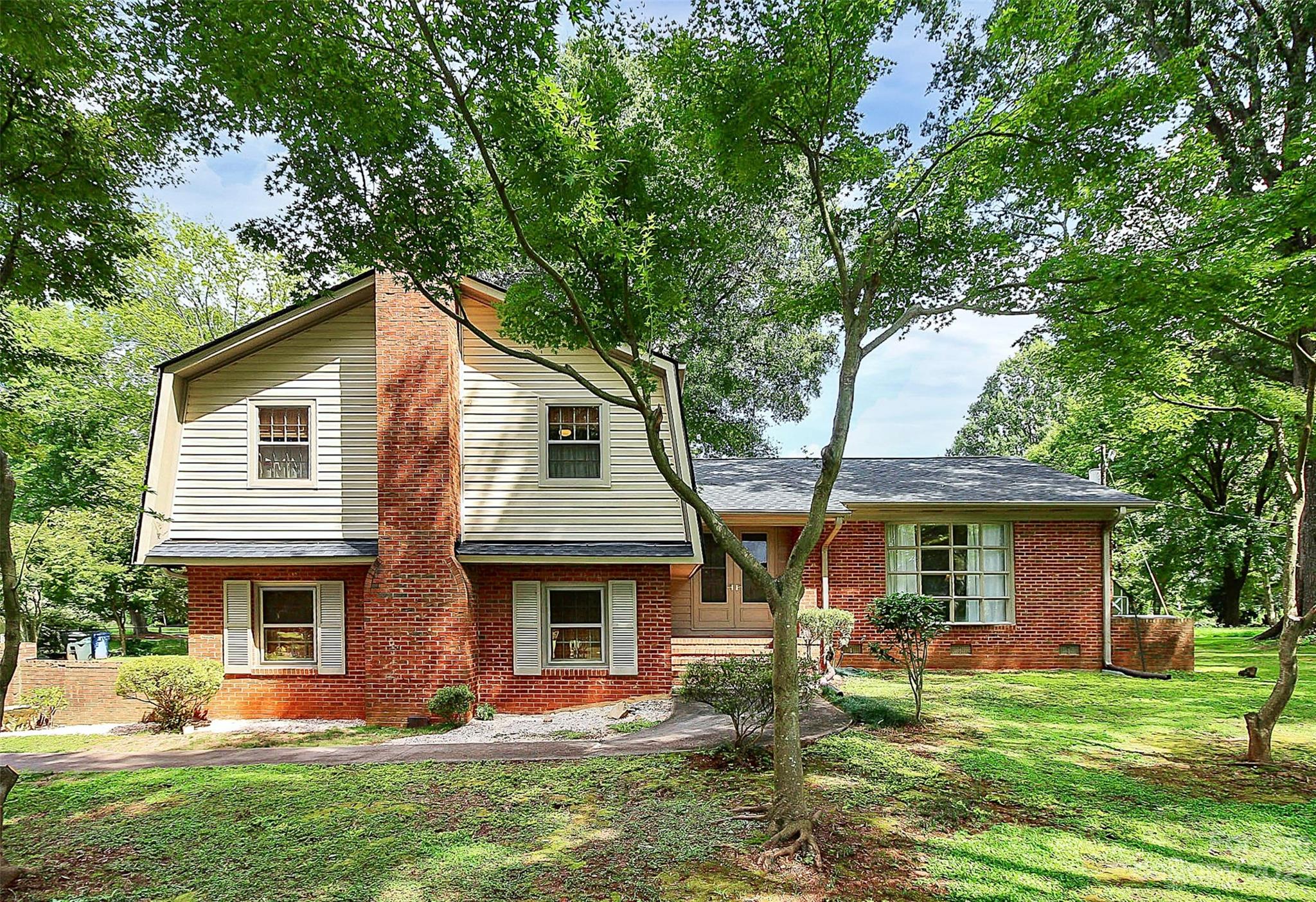 6326 Farmlake Drive Mint Hill NC 28227