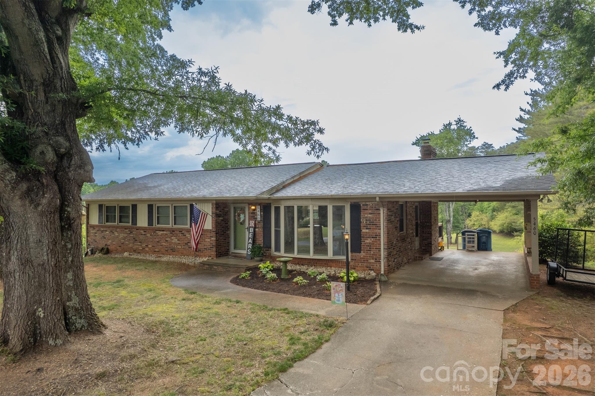 5460 Clover Street Hickory NC 28602