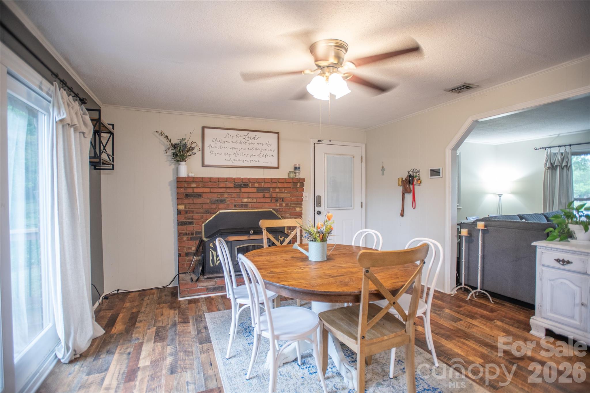 5460 Clover Street Hickory NC 28602