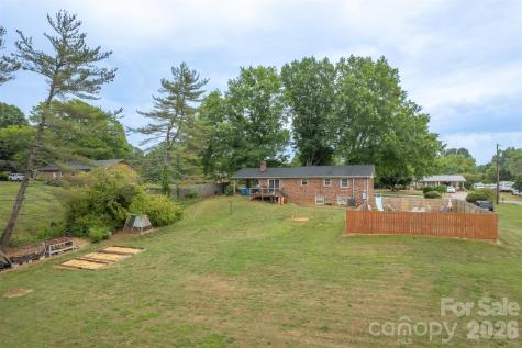 5460 Clover Street Hickory NC 28602