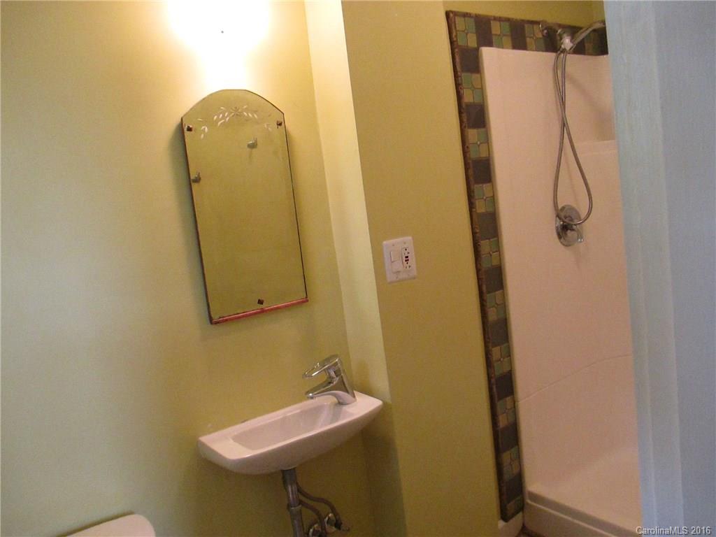 48 Vermont Avenue Asheville NC 28806