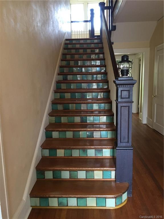 48 Vermont Avenue Asheville NC 28806