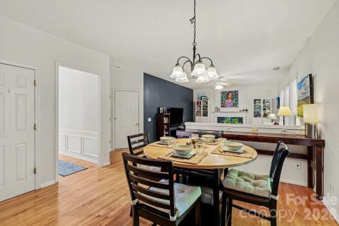 8120 Pelorus Lane Charlotte NC 28269