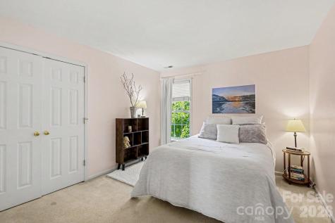 8120 Pelorus Lane Charlotte NC 28269