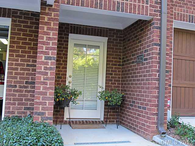 6312 Mission Place Charlotte NC 28210