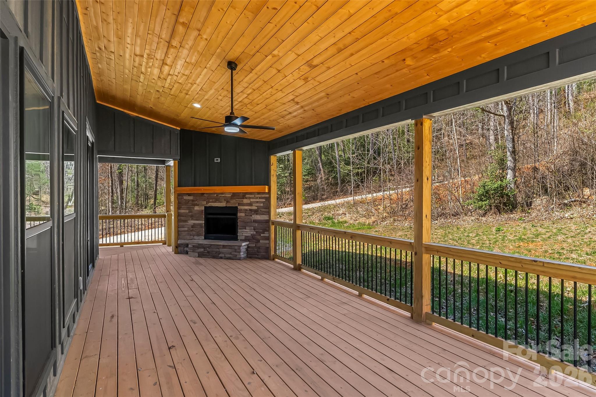 189 Clinchfield Gap Road Marion NC 28752
