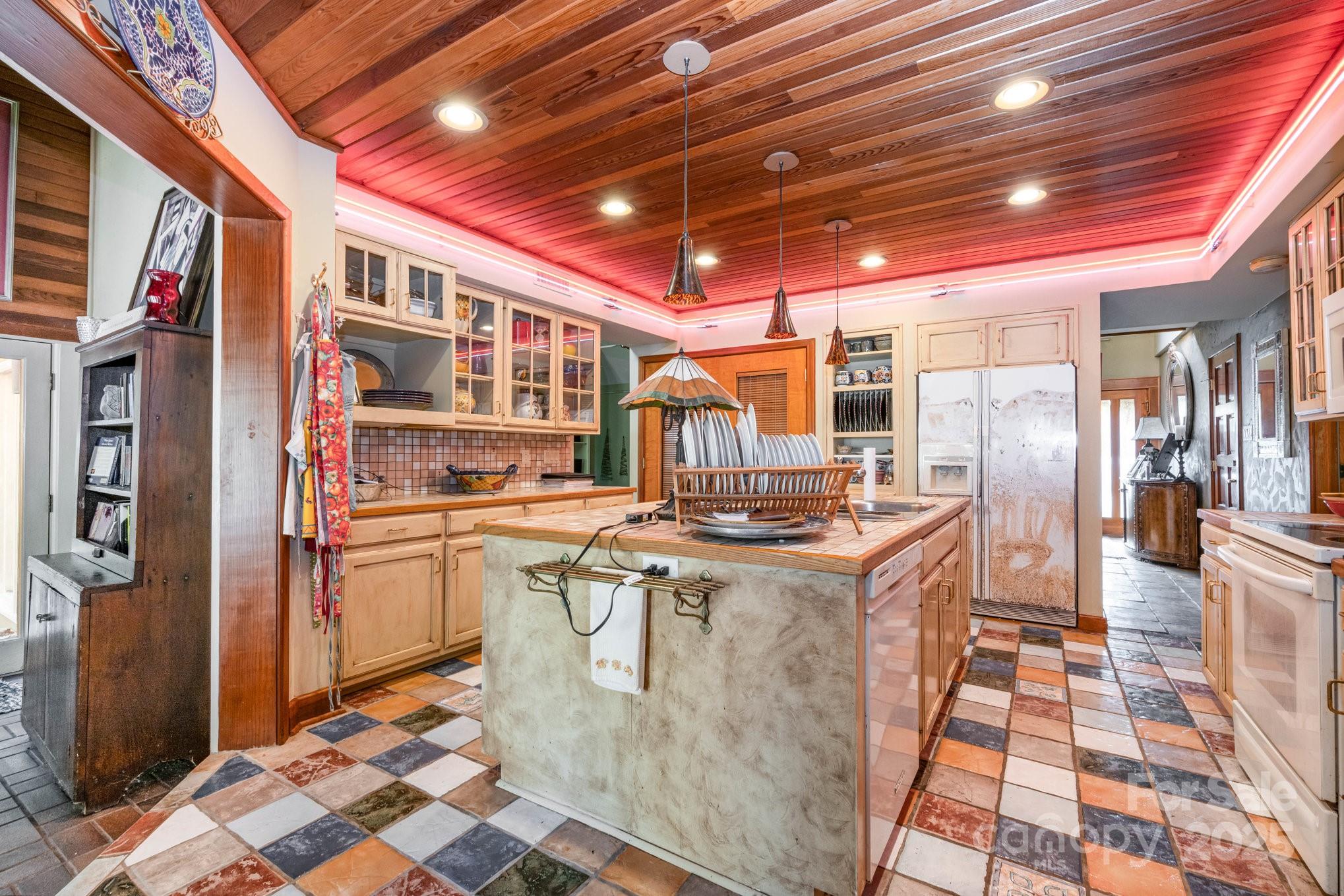 2116 8th Street Drive NW Hickory NC 28601