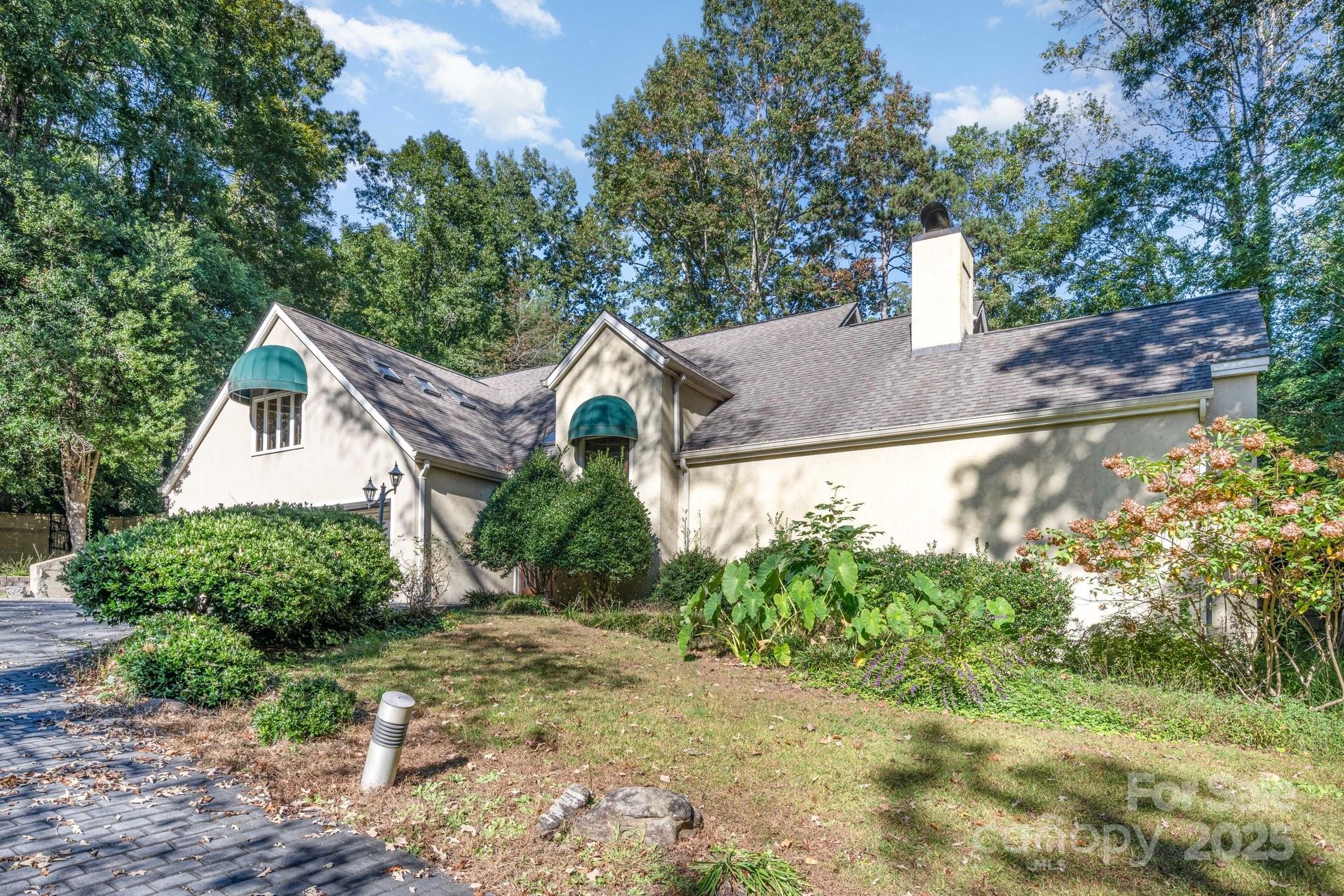 2116 8th Street Drive NW Hickory NC 28601