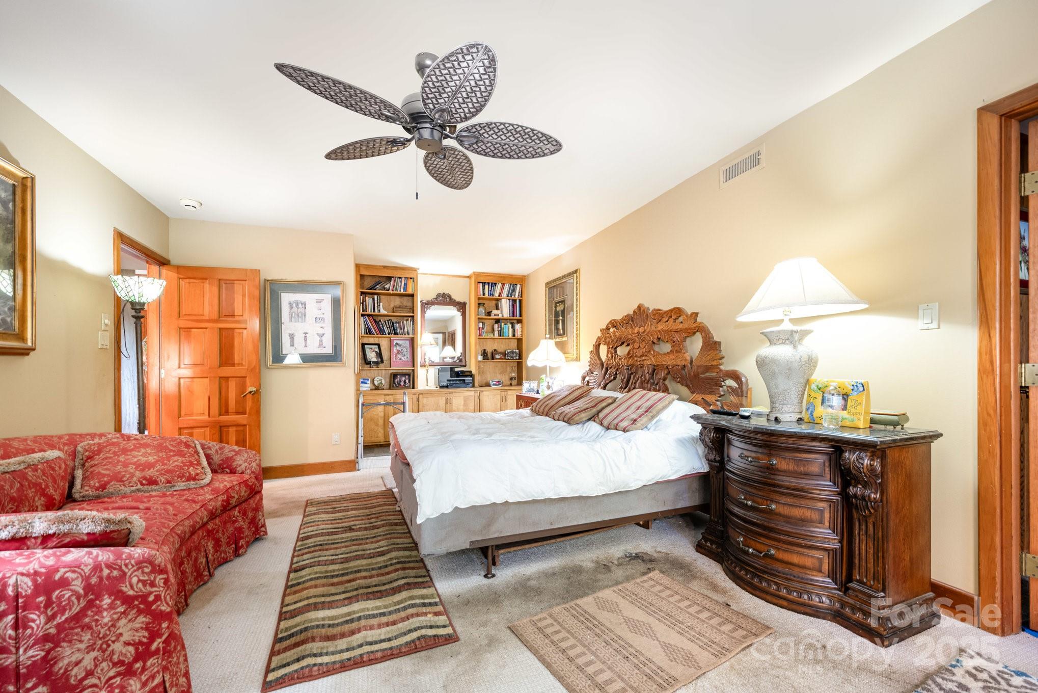 2116 8th Street Drive NW Hickory NC 28601
