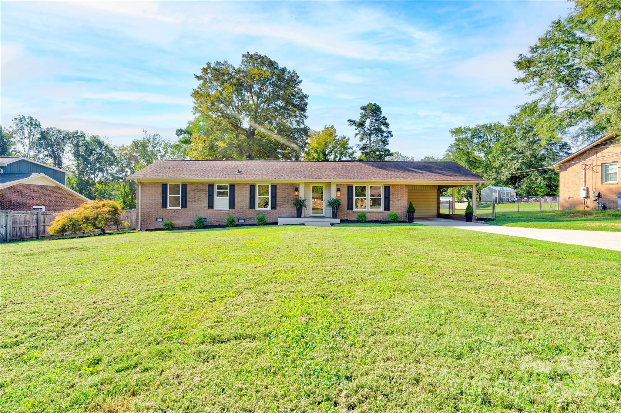 1612 N Oak Drive Shelby NC 28150