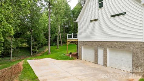 7006 Waterfront Place Granite Falls NC 28630