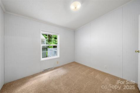3 Double Oaks Drive Asheville NC 28805