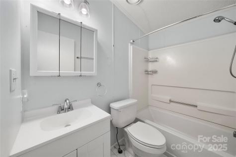 3 Double Oaks Drive Asheville NC 28805