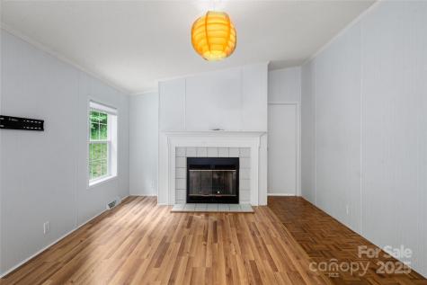 3 Double Oaks Drive Asheville NC 28805