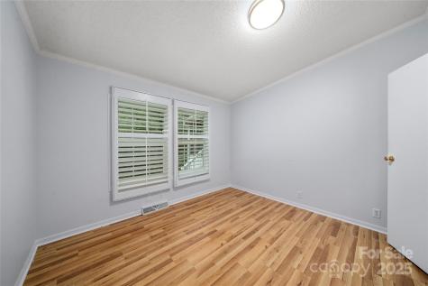 3 Double Oaks Drive Asheville NC 28805