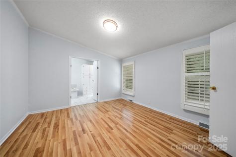 3 Double Oaks Drive Asheville NC 28805