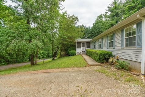 3 Double Oaks Drive Asheville NC 28805