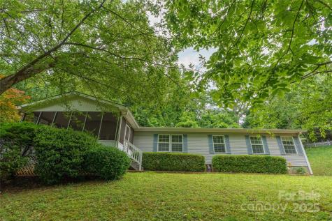 3 Double Oaks Drive Asheville NC 28805