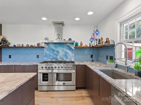 211 Pinner Road Arden NC 28704