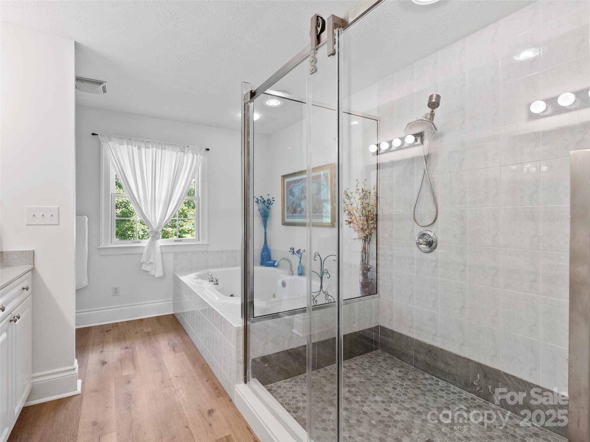 211 Pinner Road Arden NC 28704