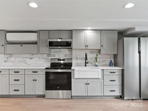 211 Pinner Road Arden NC 28704