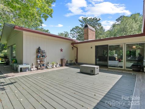 211 Pinner Road Arden NC 28704