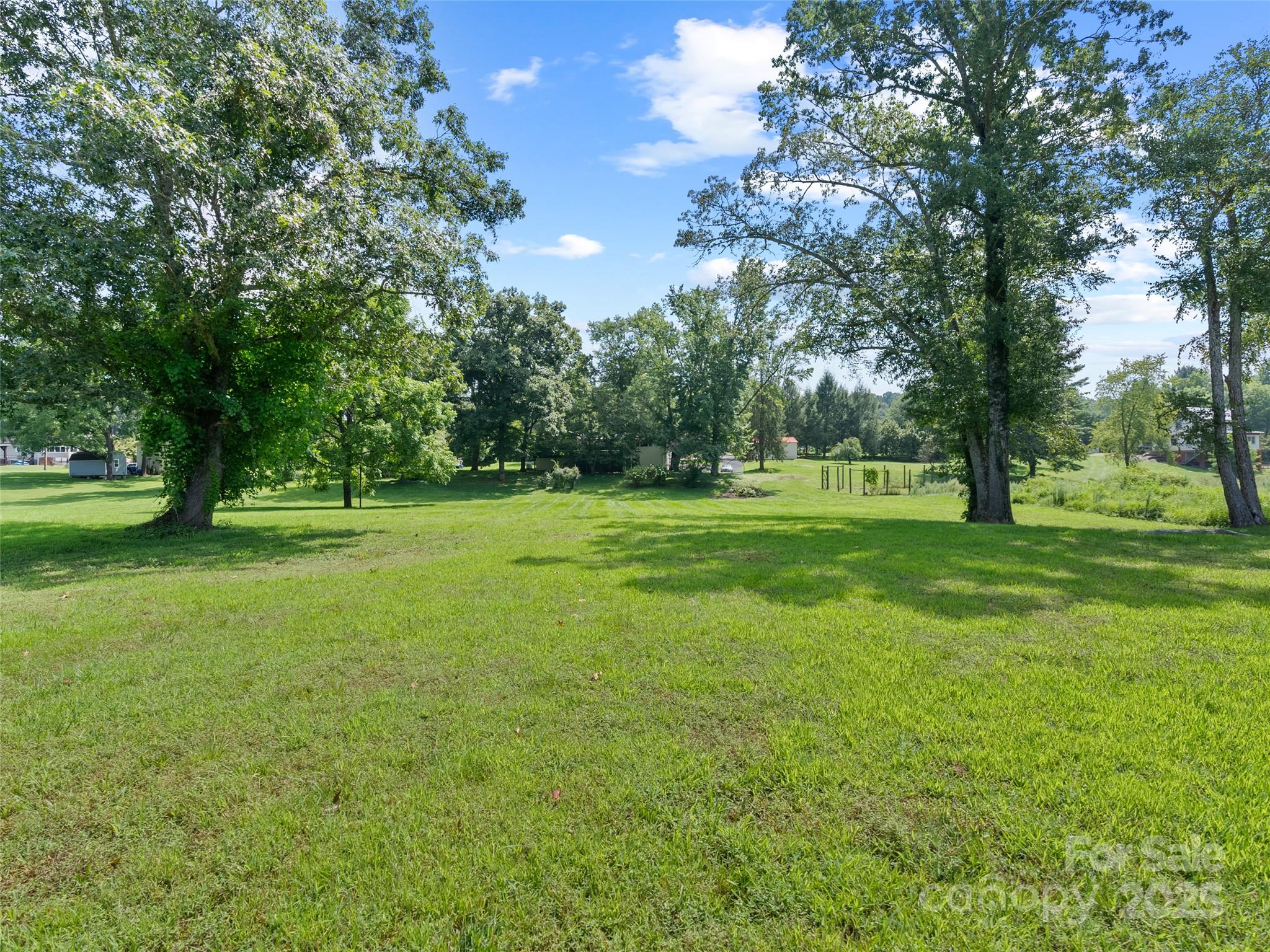 211 Pinner Road Arden NC 28704