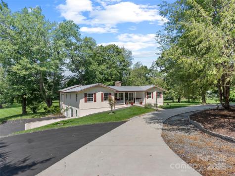 211 Pinner Road Arden NC 28704