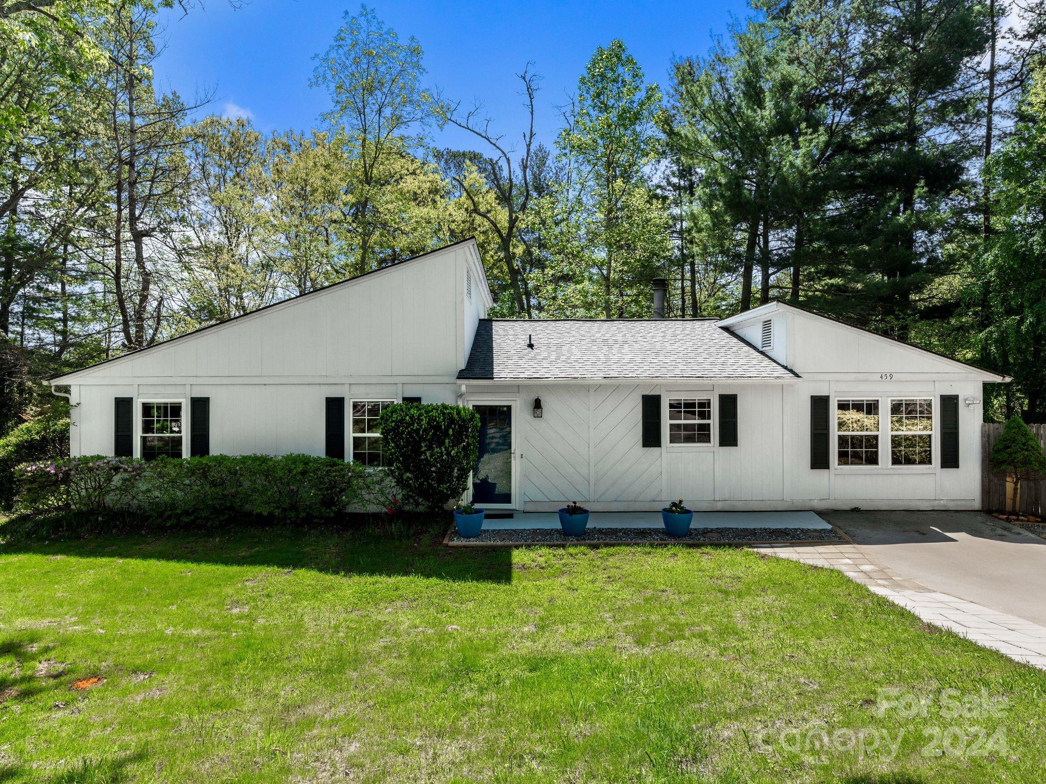 459 Creekside Drive Asheville NC 28804