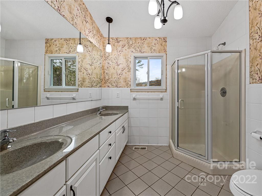70 Gibson Road Asheville NC 28804