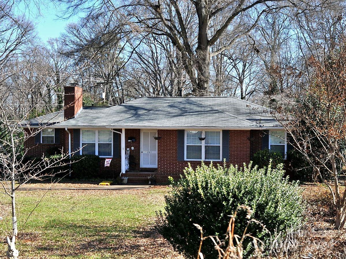 201 Seneca Place Charlotte NC 28210