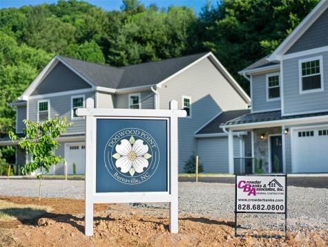 100 Red Twig Lane Burnsville NC 28704