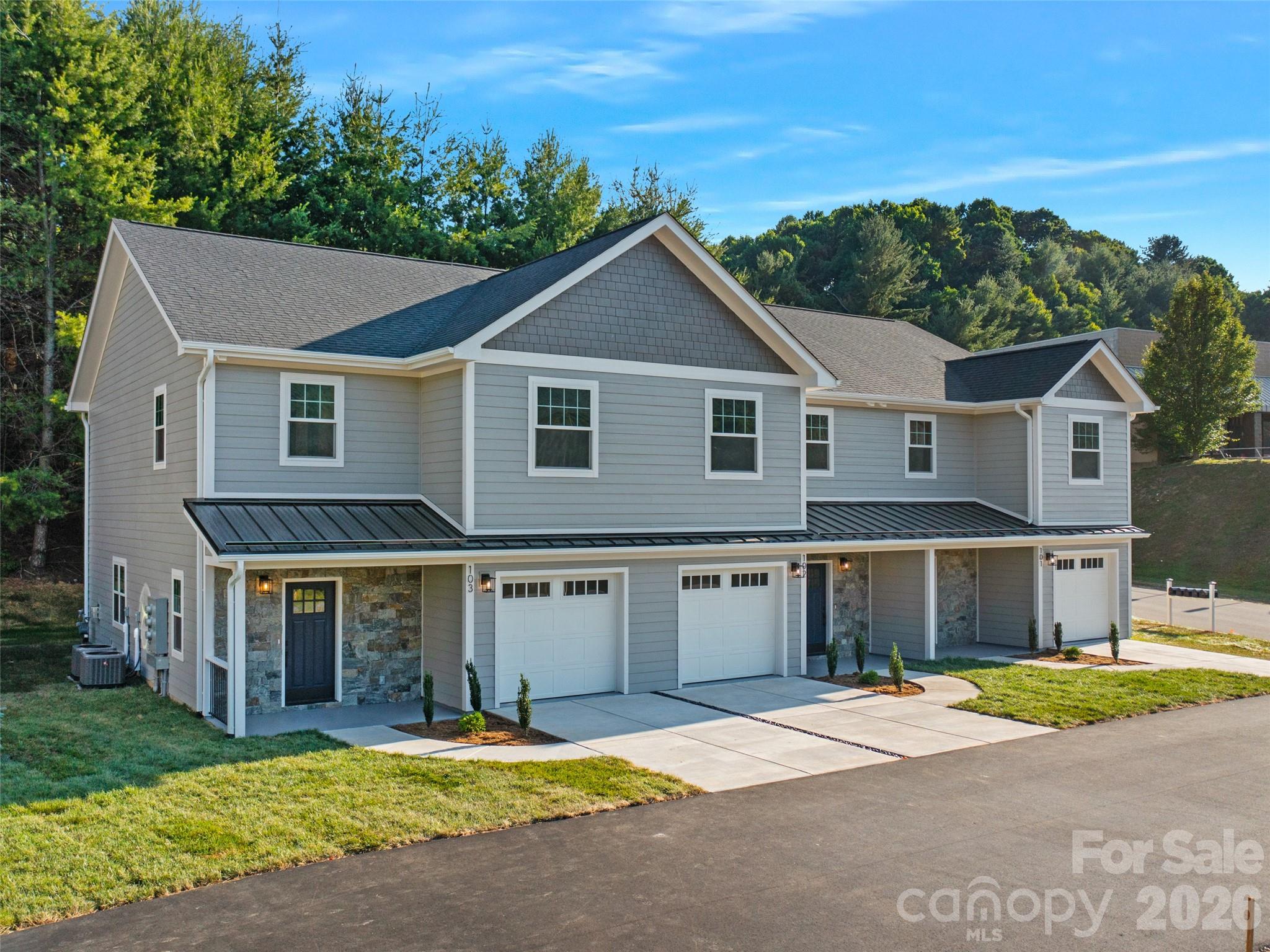 100 Red Twig Lane Burnsville NC 28704