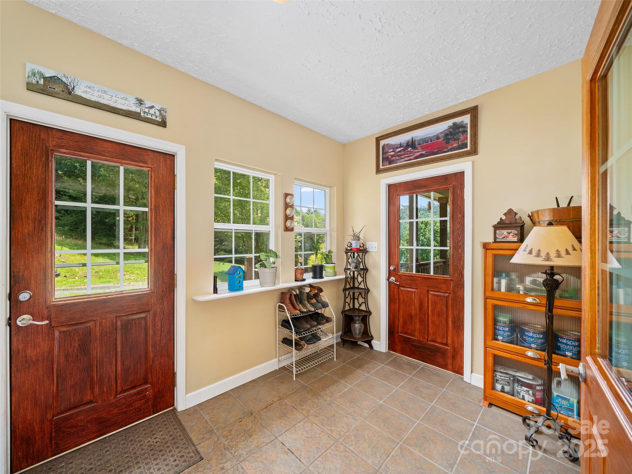 2216 Beans Creek Road Bakersville NC 28705