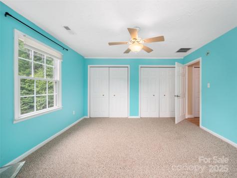 2216 Beans Creek Road Bakersville NC 28705