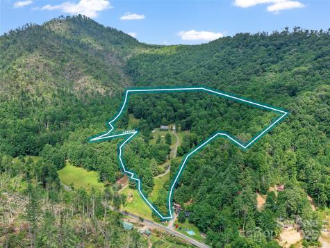 2216 Beans Creek Road Bakersville NC 28705