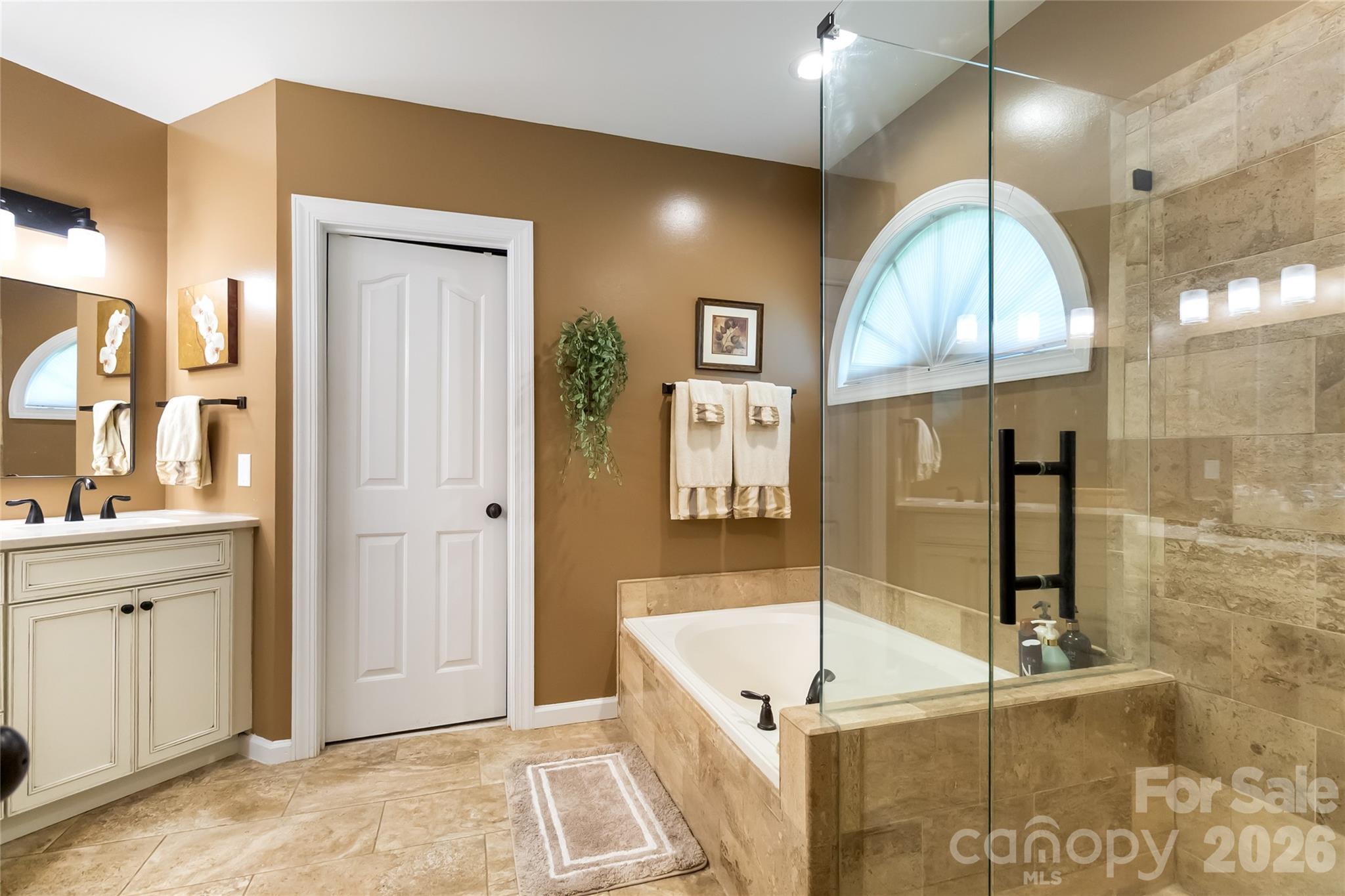 6210 Maple Cove Lane Charlotte NC 28269