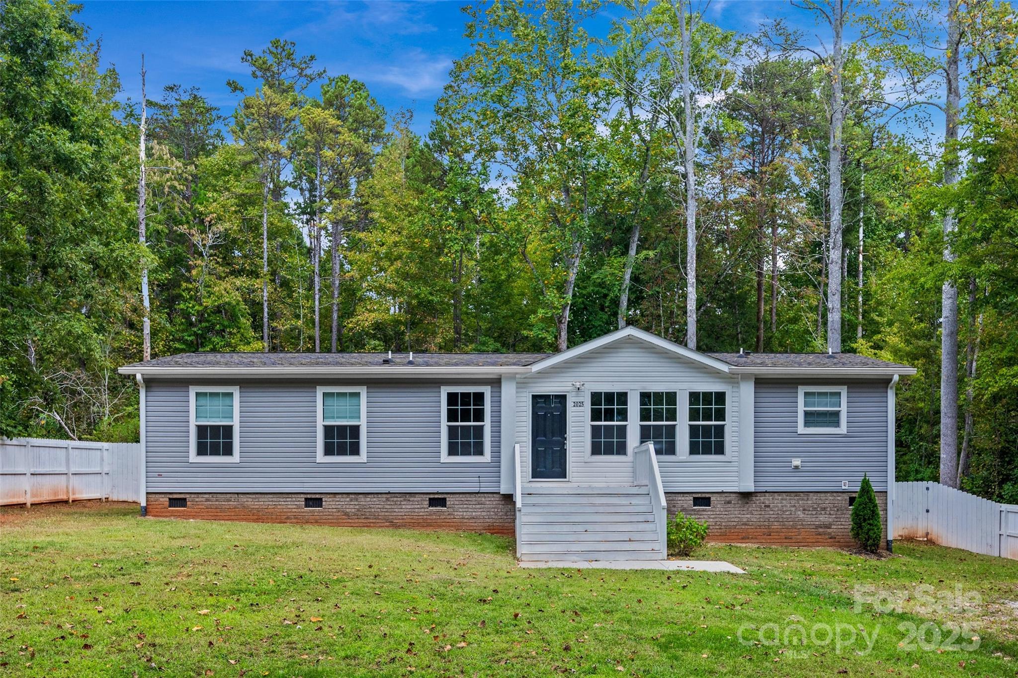 2025 Kisatchie Drive Hickory Grove SC 29717