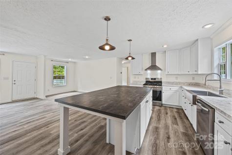 2025 Kisatchie Drive Hickory Grove SC 29717