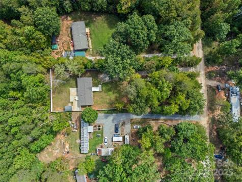 2025 Kisatchie Drive Hickory Grove SC 29717