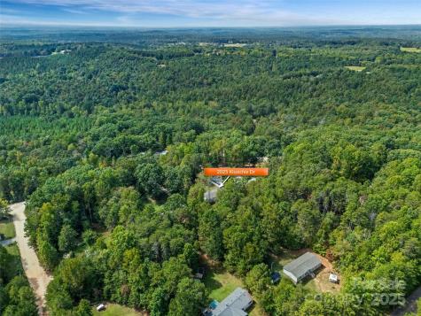 2025 Kisatchie Drive Hickory Grove SC 29717