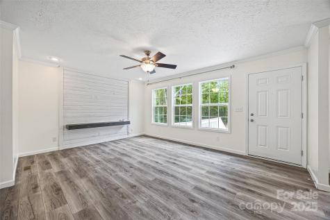 2025 Kisatchie Drive Hickory Grove SC 29717
