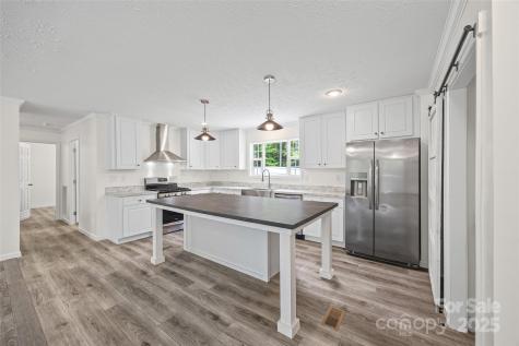 2025 Kisatchie Drive Hickory Grove SC 29717